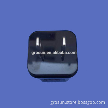 Factory Price AC To DC Conveter 5V DC Output Wall Charger with US/UK/EU/Kore Plug Available